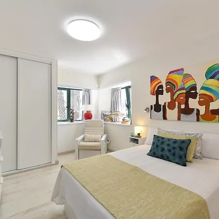 Charca 1 By Villagrancanaria